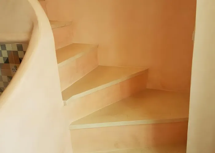 Patios 3 科尼尔-德拉弗龙特拉